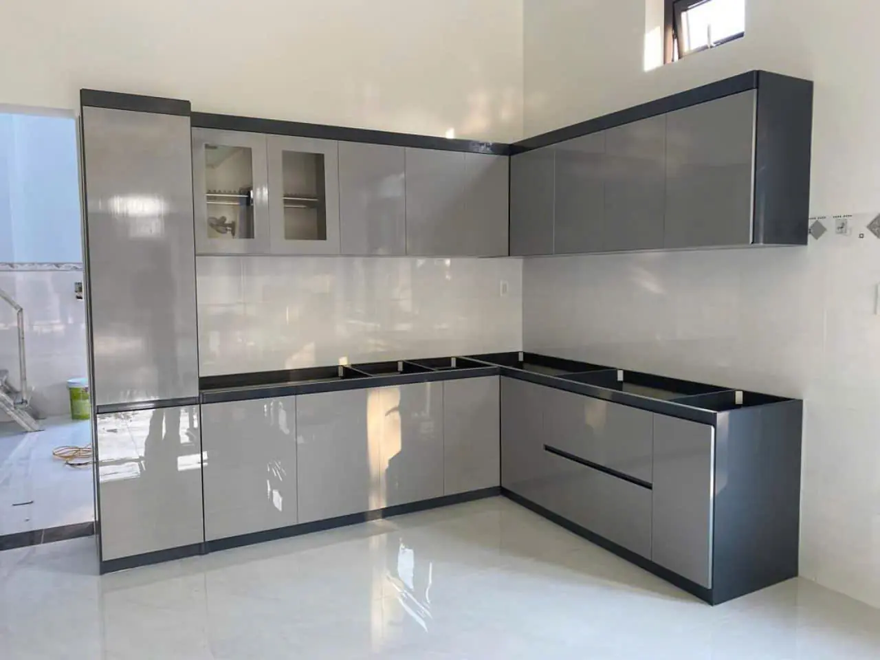 Mẫu Tủ Bếp Chữ L Thiết Kế Tối Giản, Sang Trọng | Nội Thất QL Home