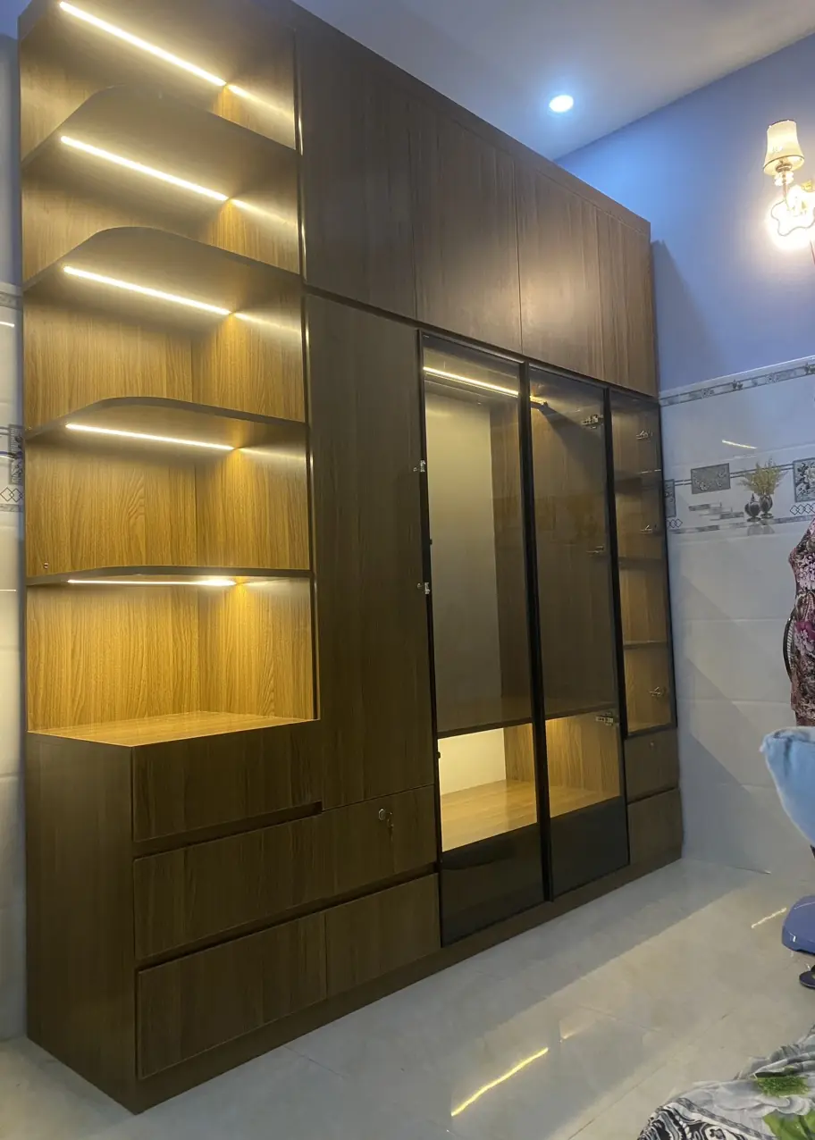 Tủ Quần Áo Kết Hợp Kệ Trang Trí Sang Trọng | Nội Thất QL Home Bình Chánh